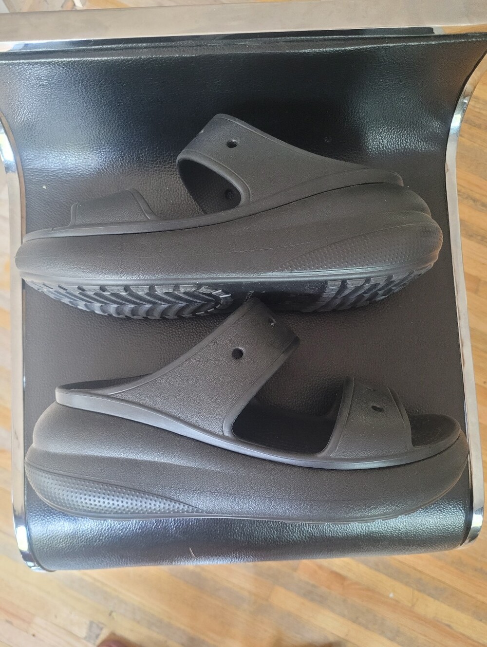NWOT Crocs Classic Crush Platform Sandals,Black,Women's 9 - Picture 4 of 12